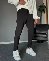 Pantaloni moderni e versatili da uomo®
