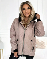 Jacheta matlasată cu glugă și croială confortabilă pentru femei®
