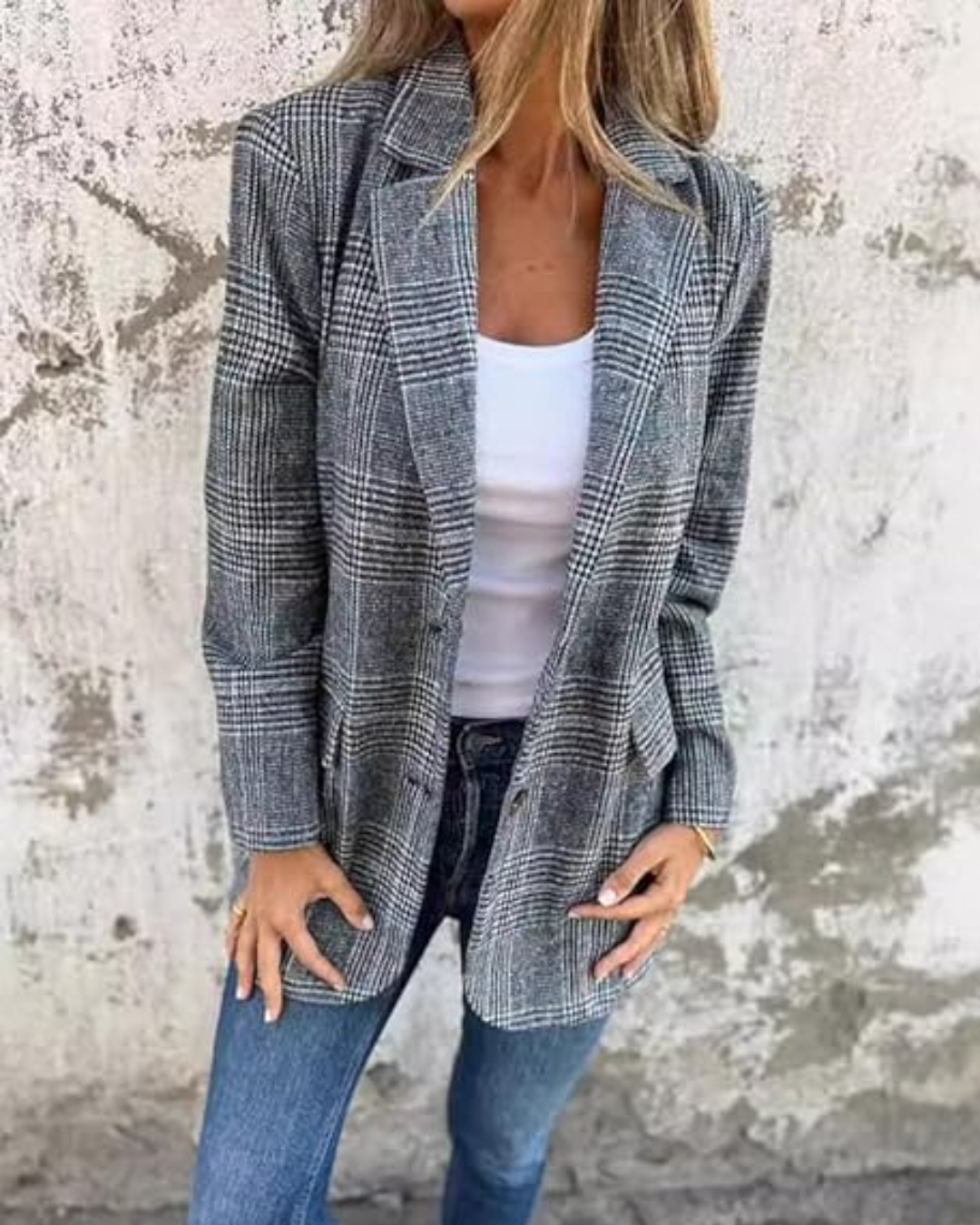 Sacou blazer în carouri cu design elegant pentru femei