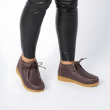 Ghete de Iarnă din Piele Naturală cu Design Atemporal Pentru Femei