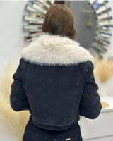 Jacheta din piele de vacă cu guler și manșete din blană sintetică pentru femei®